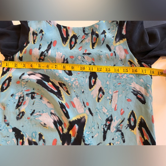 Rebecca Minkoff Silk Shift Dress | Size 2 | Abstract Print Black Sleeves - Picture 4 of 8